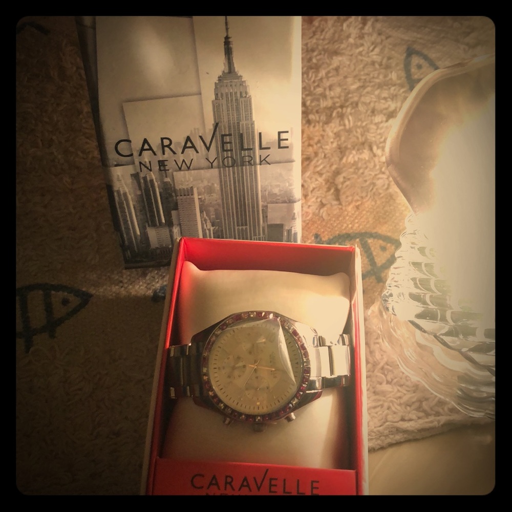 Caravelle New York Wrist Watch 👩